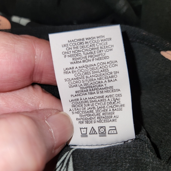 Cabi Sheer Black Floral Button Front Top Tiered Ruffle Sleeves Size S Whimsical - Picture 10 of 10